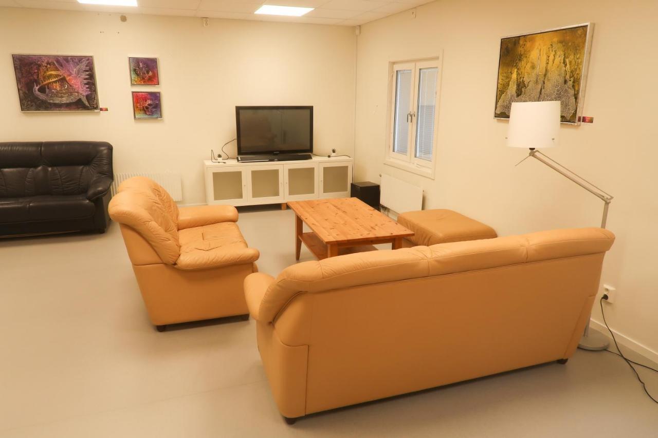 Skra Hostel - Bed & Business Alnon المظهر الخارجي الصورة